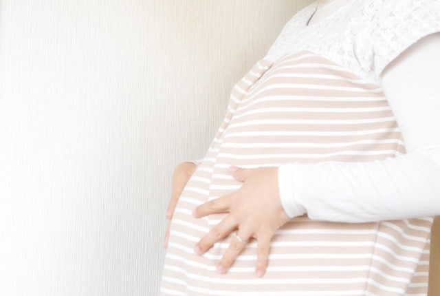 葉酸が妊娠線を予防・改善する！？
